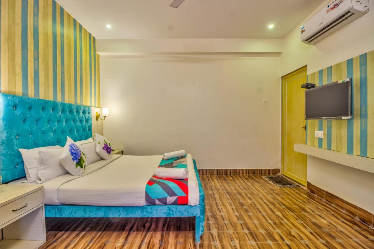 Jack'S Calangute Place Hotel Exterior photo